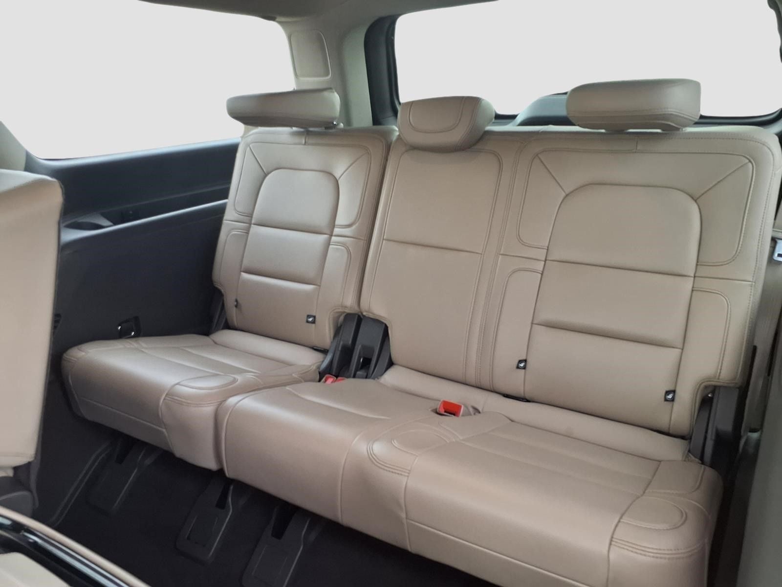 2023 Lincoln Navigator L Reserve