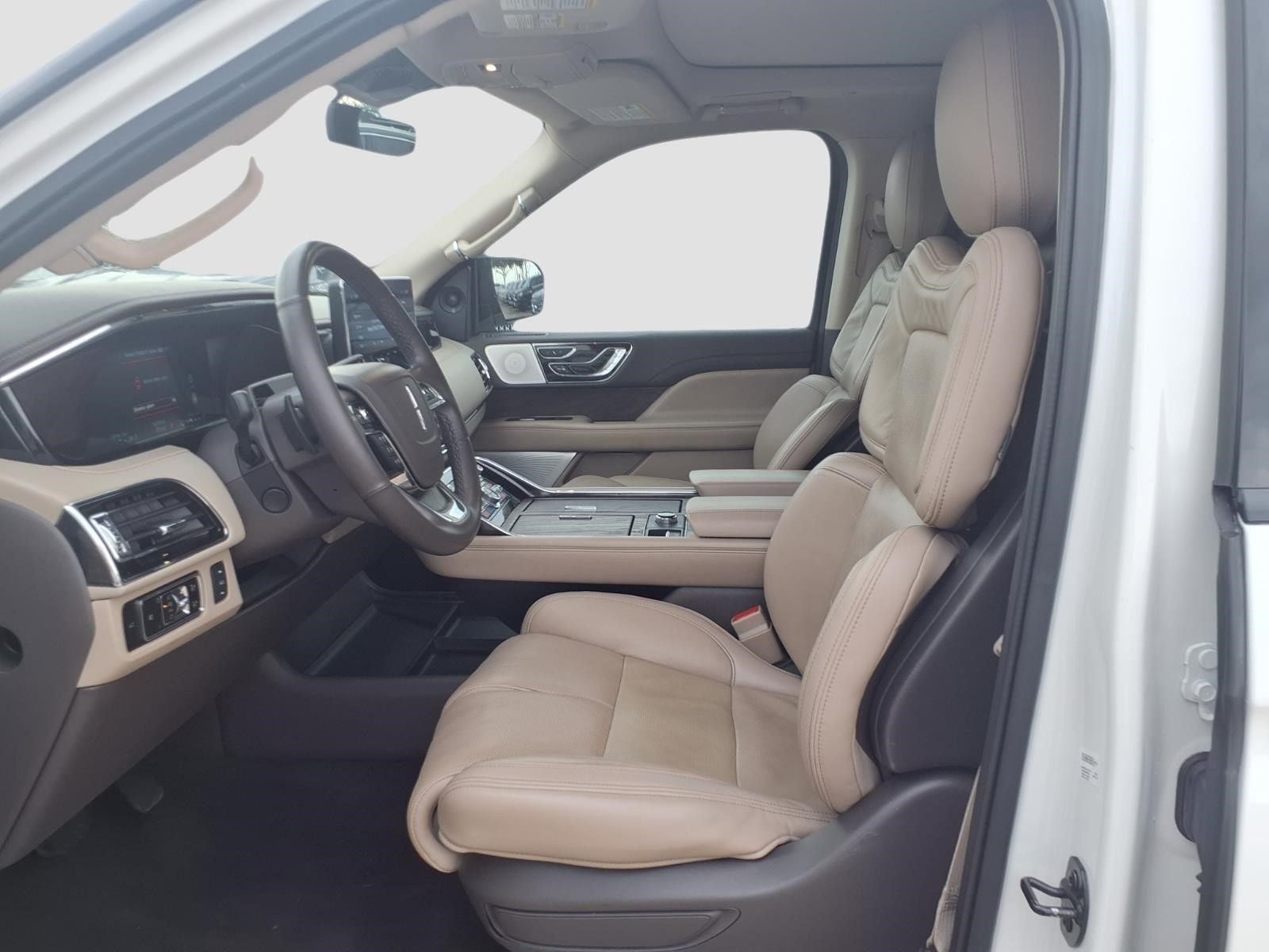 2023 Lincoln Navigator L Reserve