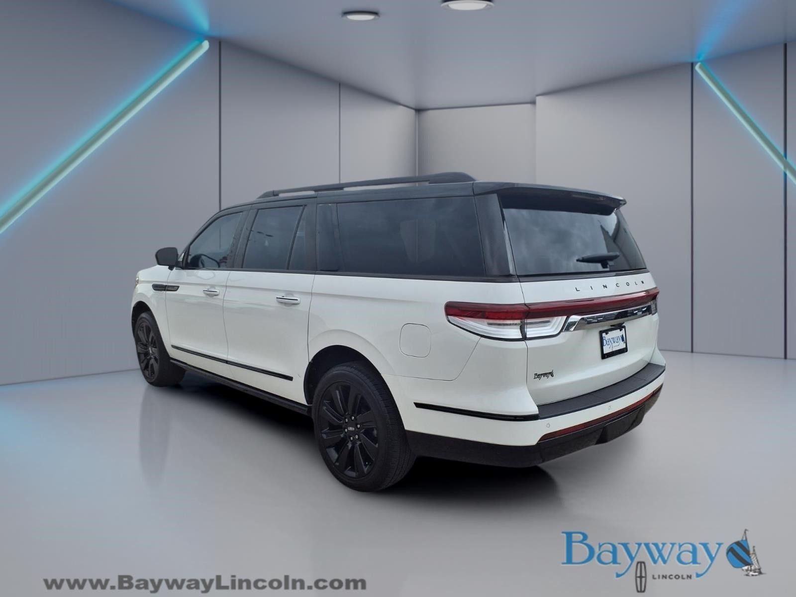 2023 Lincoln Navigator L Reserve
