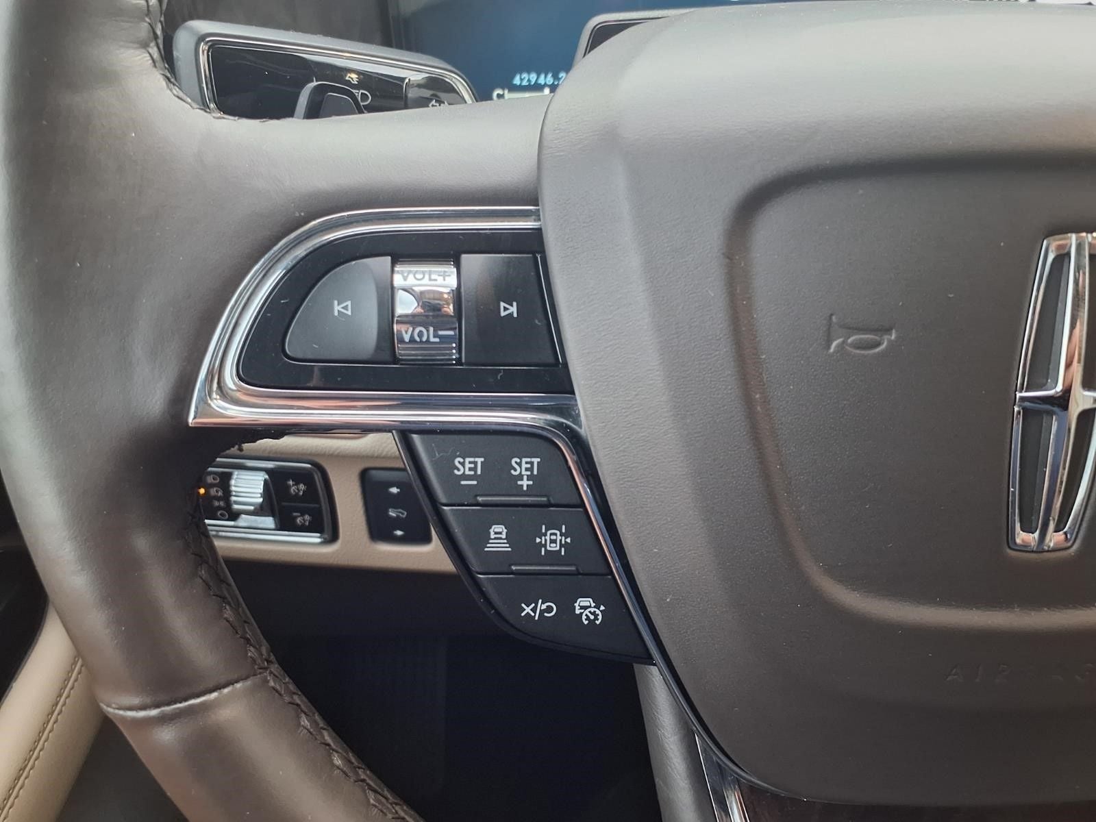 2023 Lincoln Navigator L Reserve