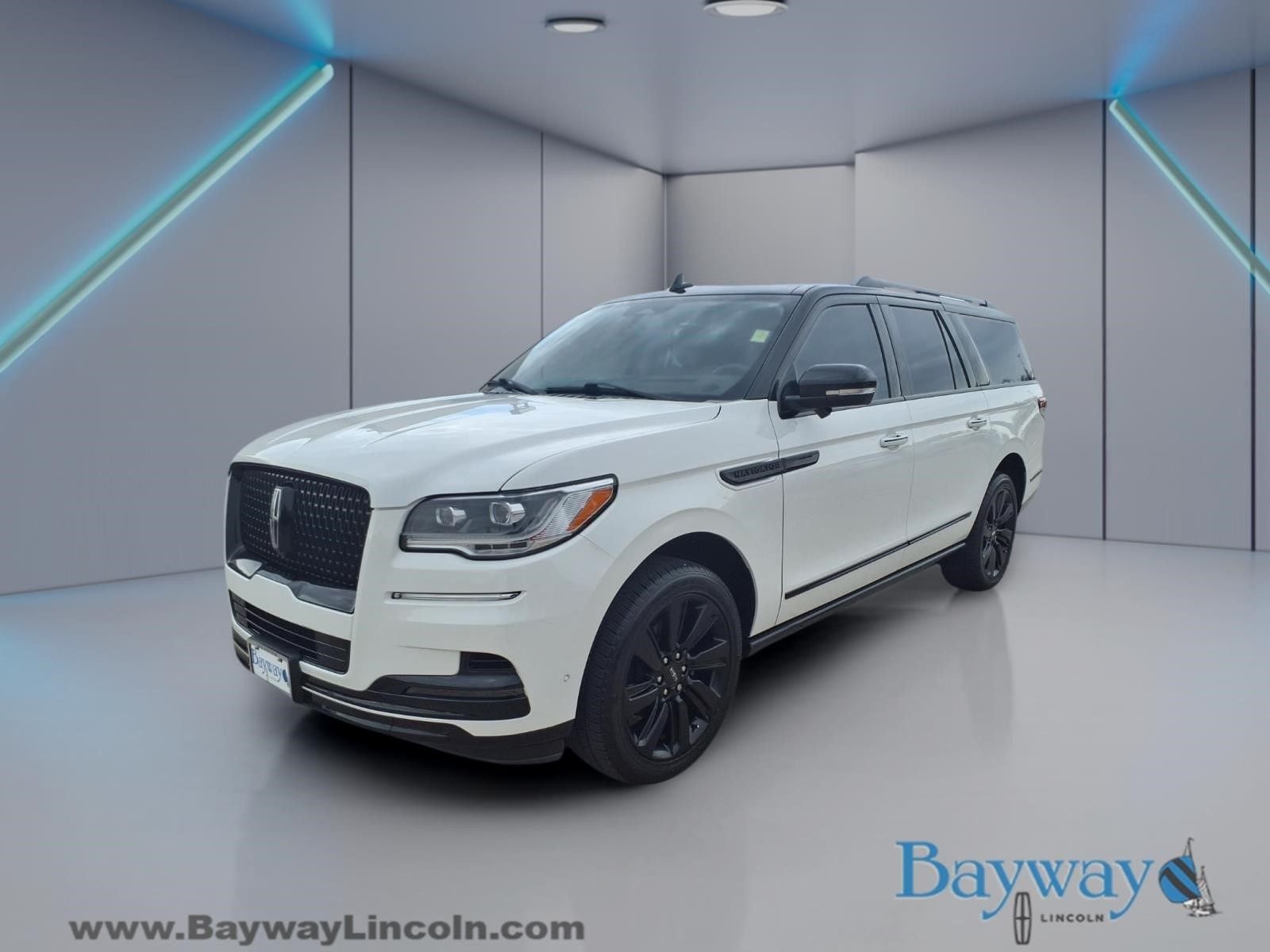 2023 Lincoln Navigator L Reserve