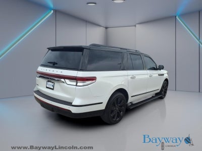 2023 Lincoln Navigator L Reserve