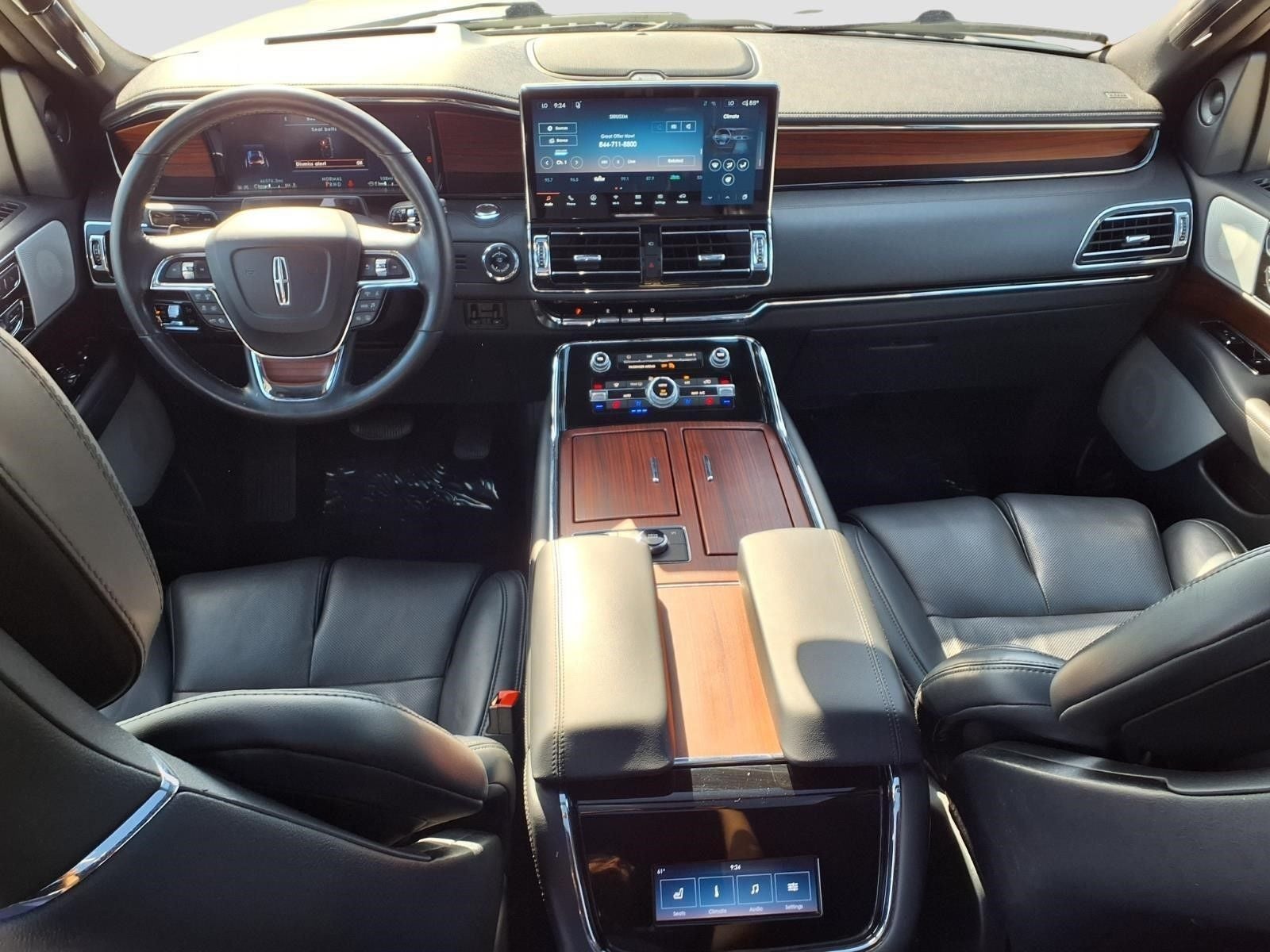 2023 Lincoln Navigator L Reserve