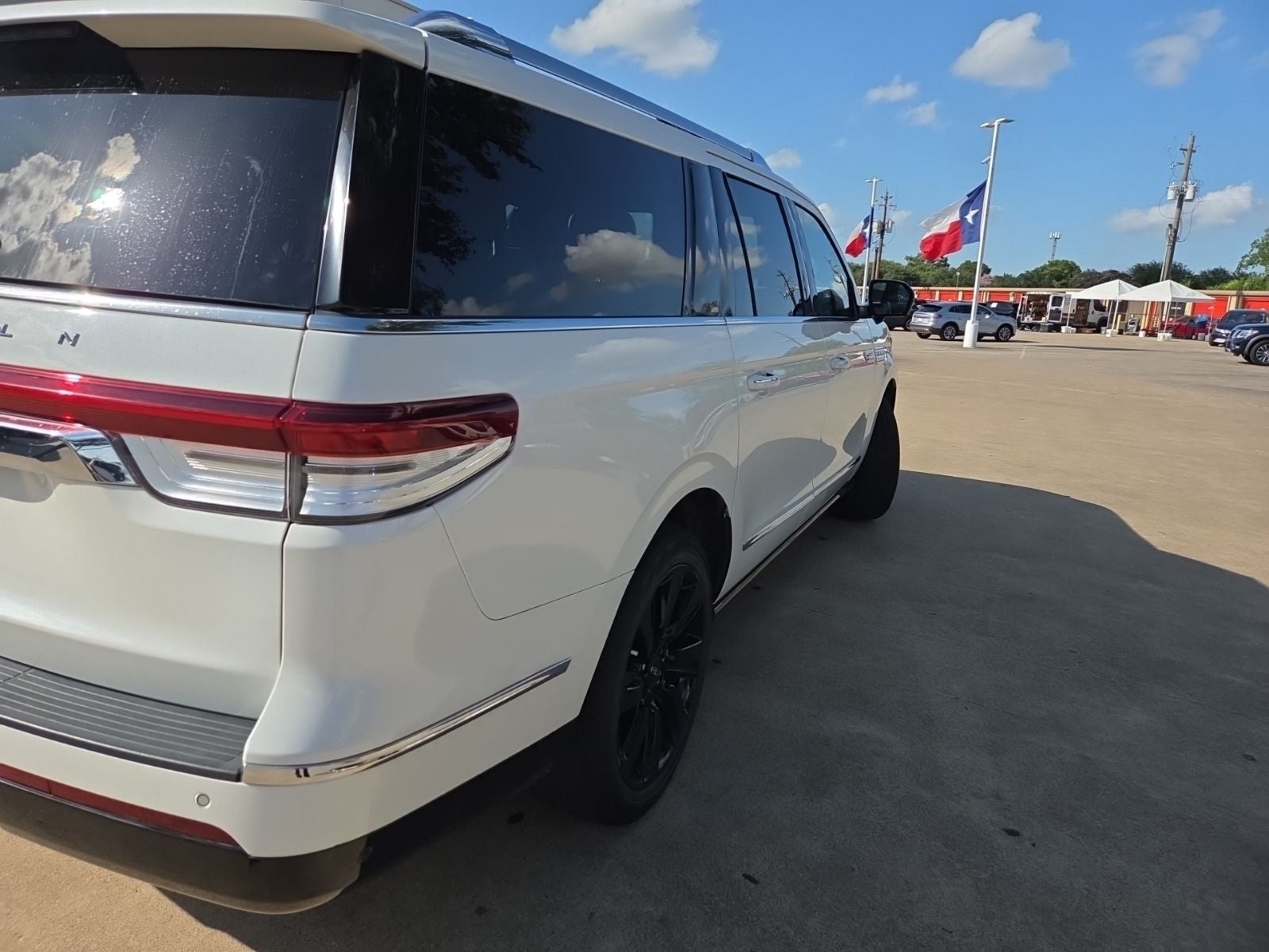 2023 Lincoln Navigator L Reserve