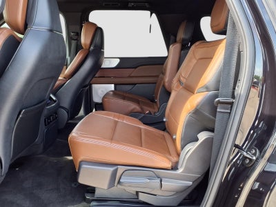 2023 Lincoln Navigator L Reserve