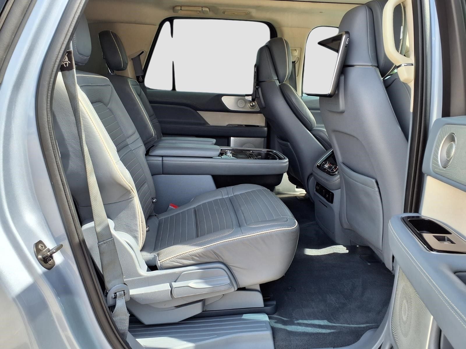 2019 Lincoln Navigator L Black Label