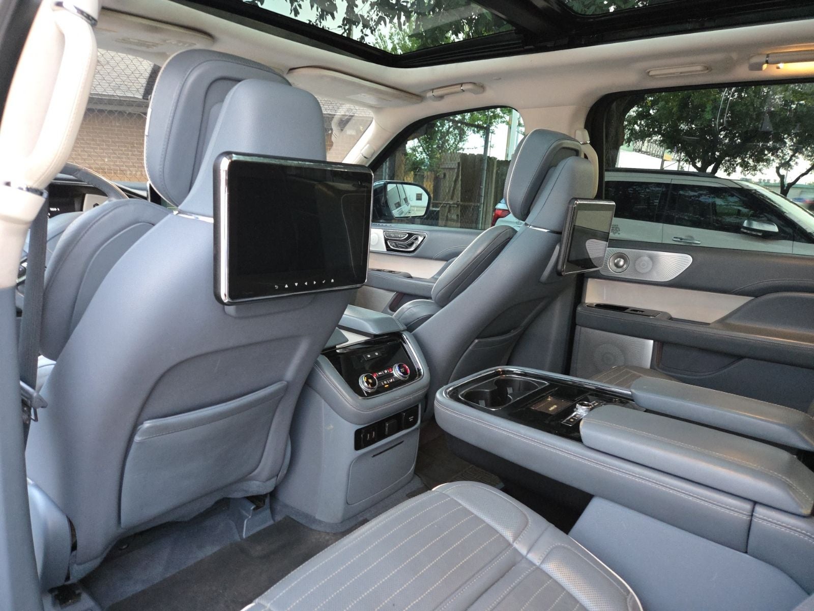 2019 Lincoln Navigator L Black Label