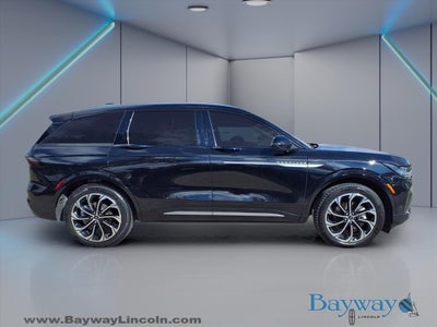 2024 Lincoln Nautilus Reserve