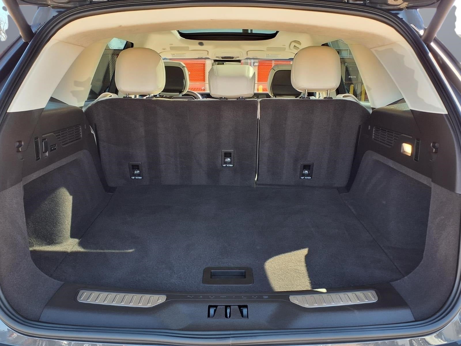 2024 Lincoln Nautilus Black Label