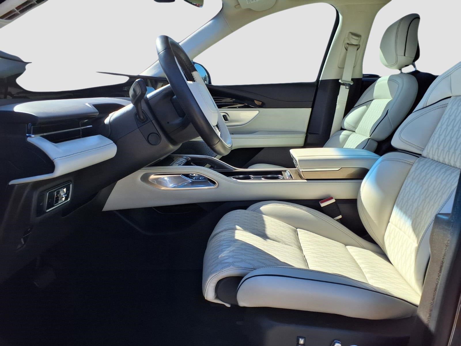 2024 Lincoln Nautilus Black Label