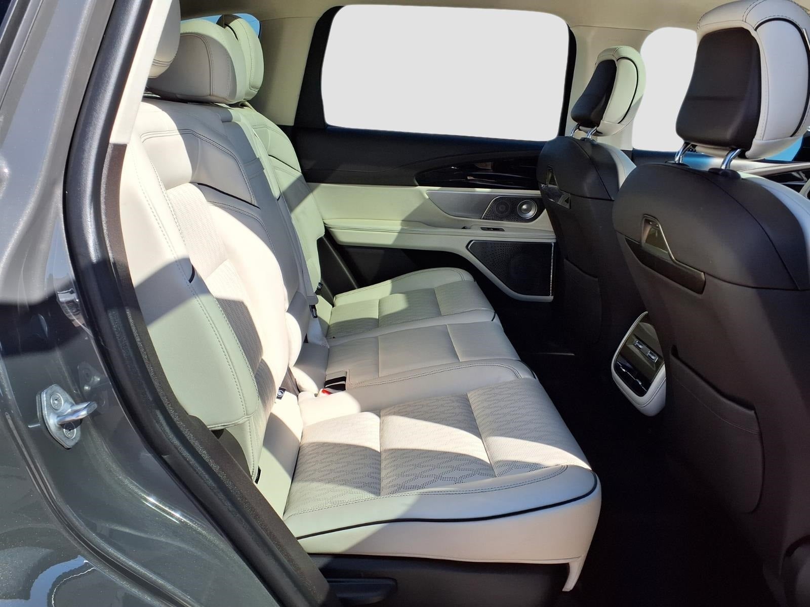 2024 Lincoln Nautilus Black Label