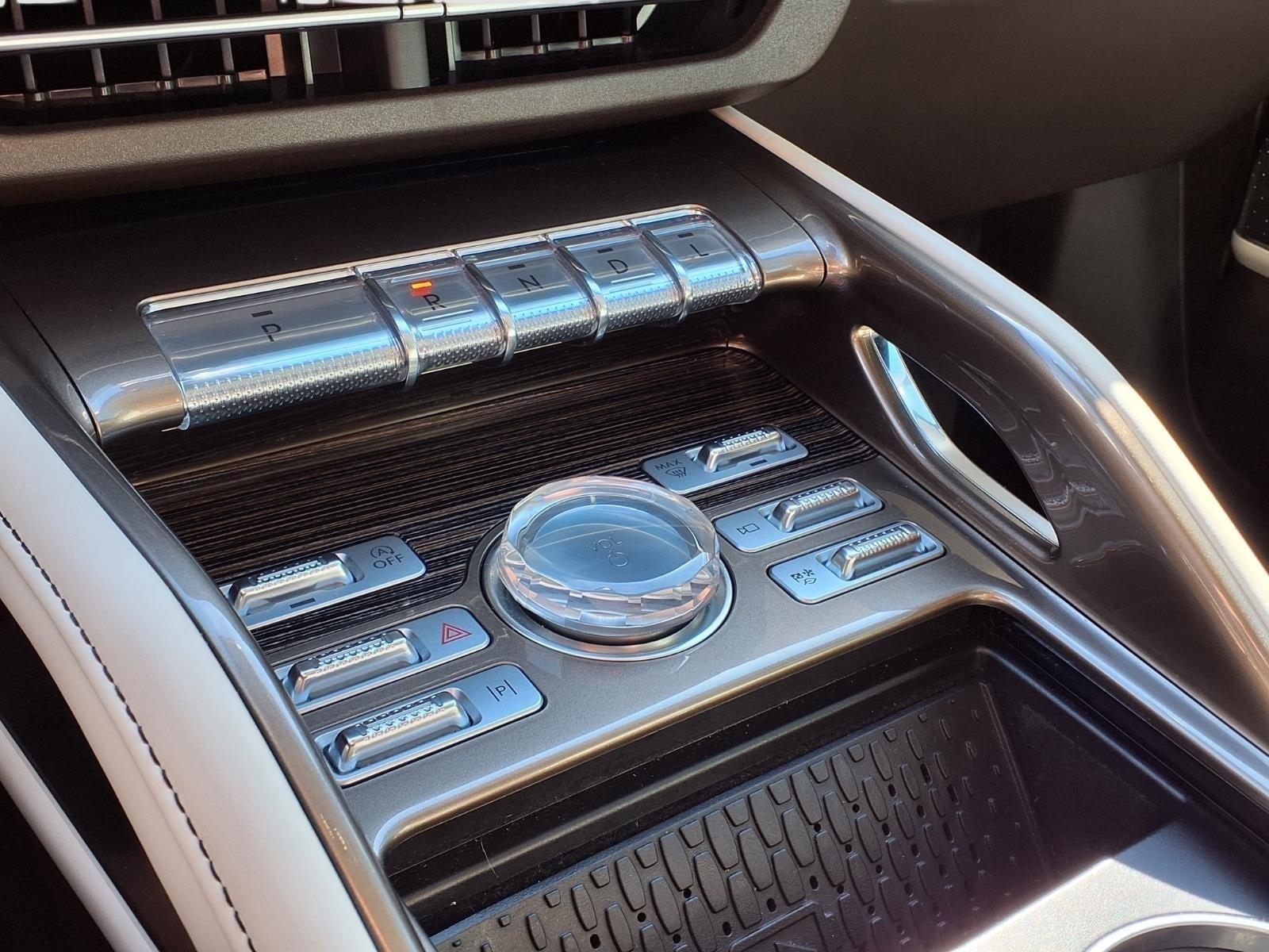 2024 Lincoln Nautilus Black Label