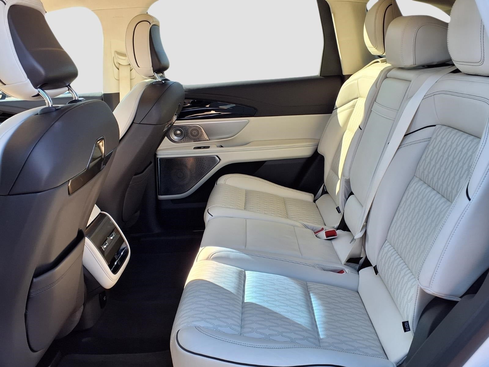 2024 Lincoln Nautilus Black Label