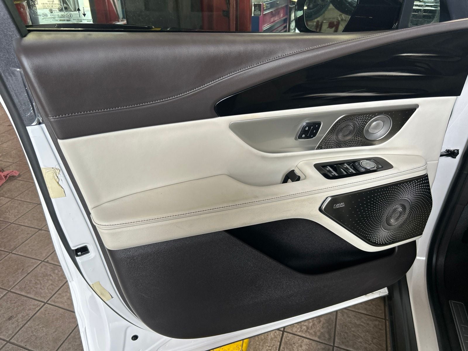 2025 Lincoln Nautilus Black Label