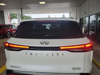 2022 INFINITI QX60 LUXE