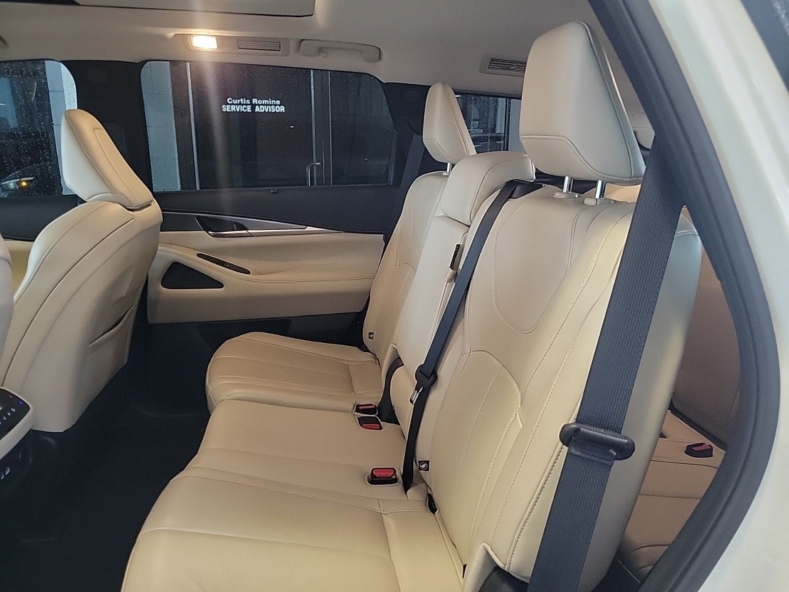 2022 INFINITI QX60 LUXE