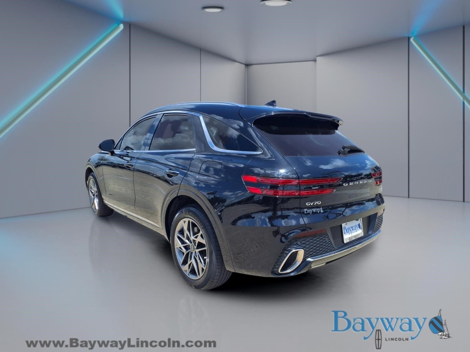 2025 Genesis GV70 2.5T Select