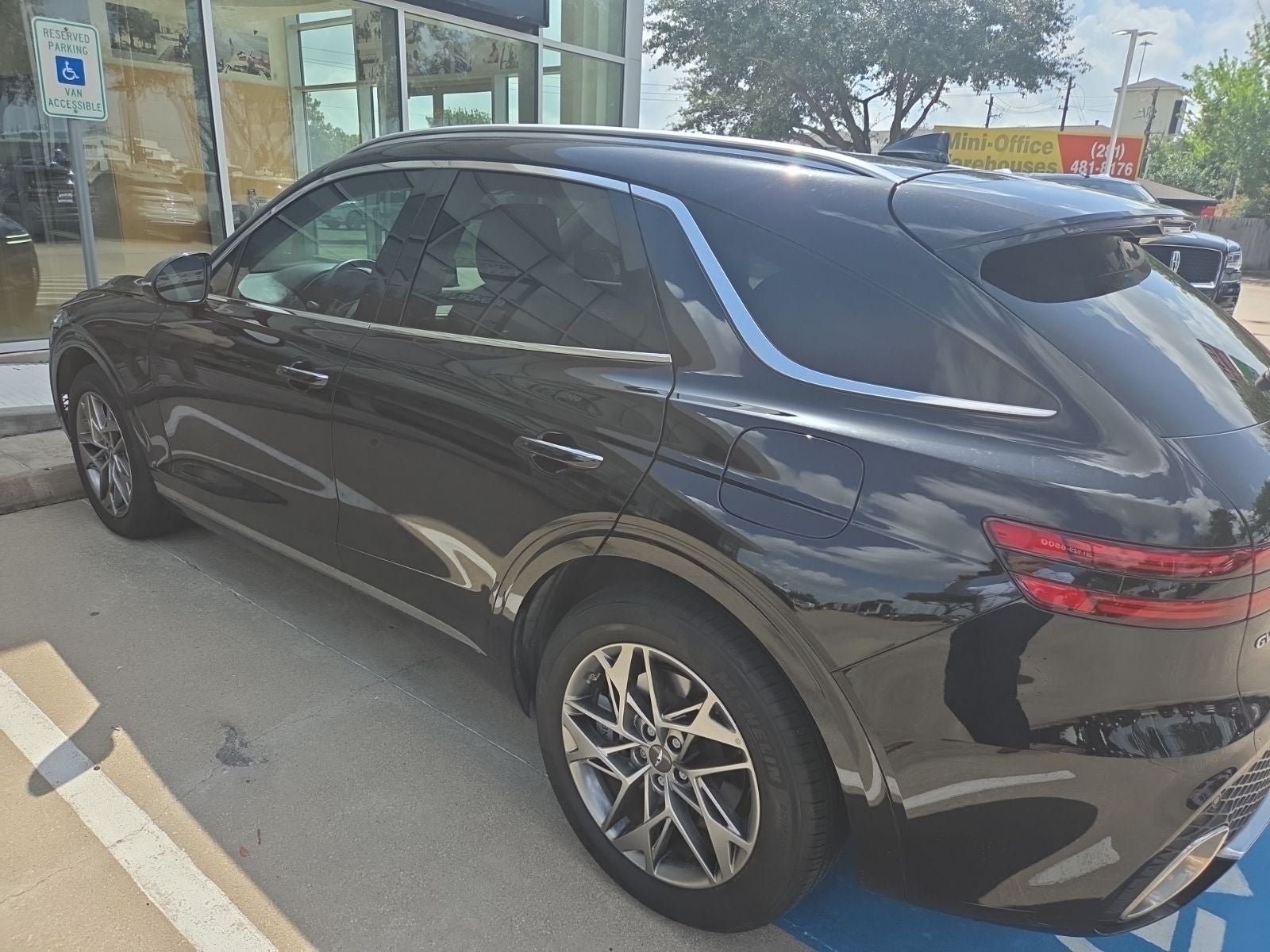 2025 Genesis GV70 2.5T Select