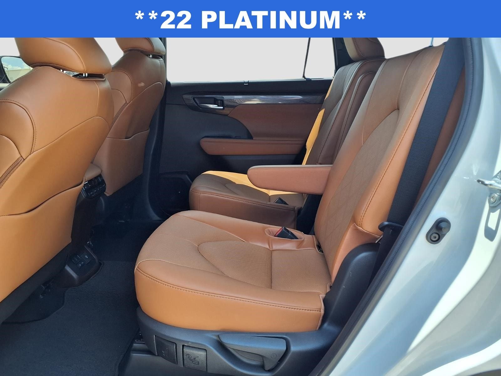 2022 Toyota Highlander Platinum