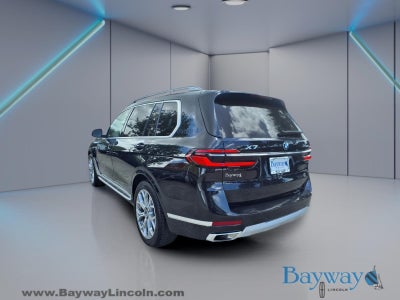 2025 BMW X7 xDrive40i
