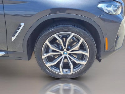 2025 BMW X4 xDrive30i