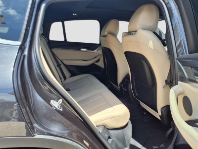 2025 BMW X4 xDrive30i