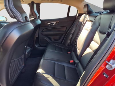 2024 Volvo S60 B5 Core Dark Theme