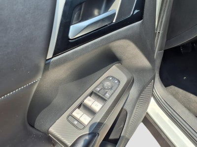 2022 Mitsubishi Outlander Base