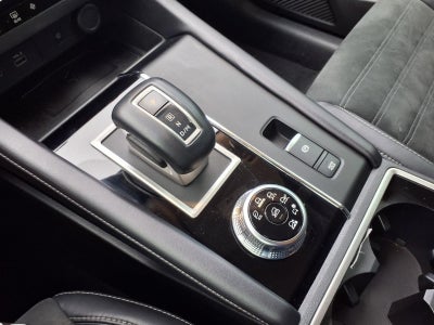 2022 Mitsubishi Outlander Base