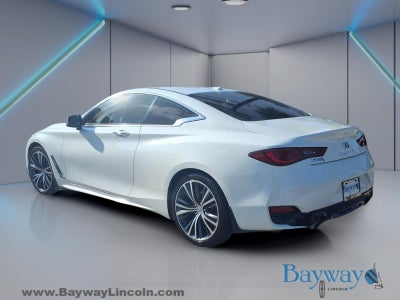 2017 INFINITI Q60 2.0t Base