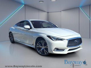 2017 INFINITI Q60 2.0t Base