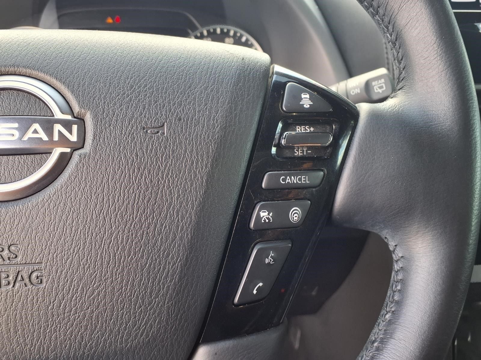 2023 Nissan Armada SL