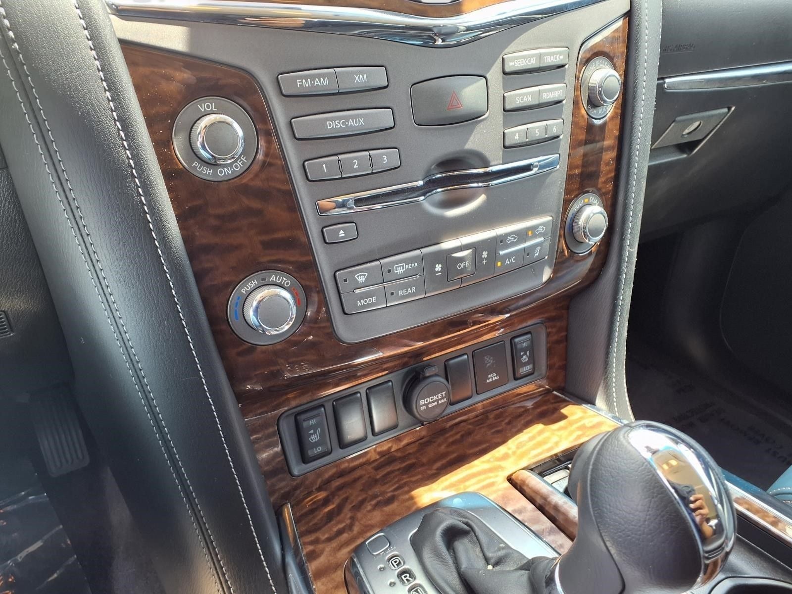 2017 Nissan Armada SL