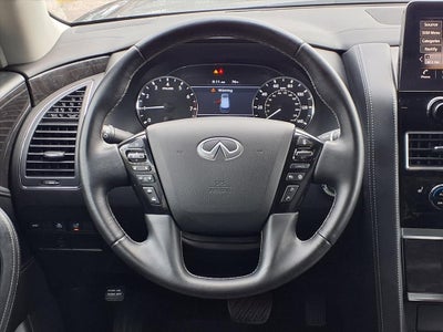 2024 INFINITI QX80 LUXE