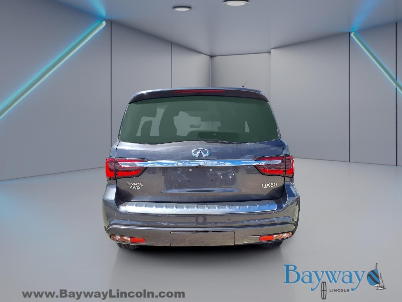 2024 INFINITI QX80 LUXE