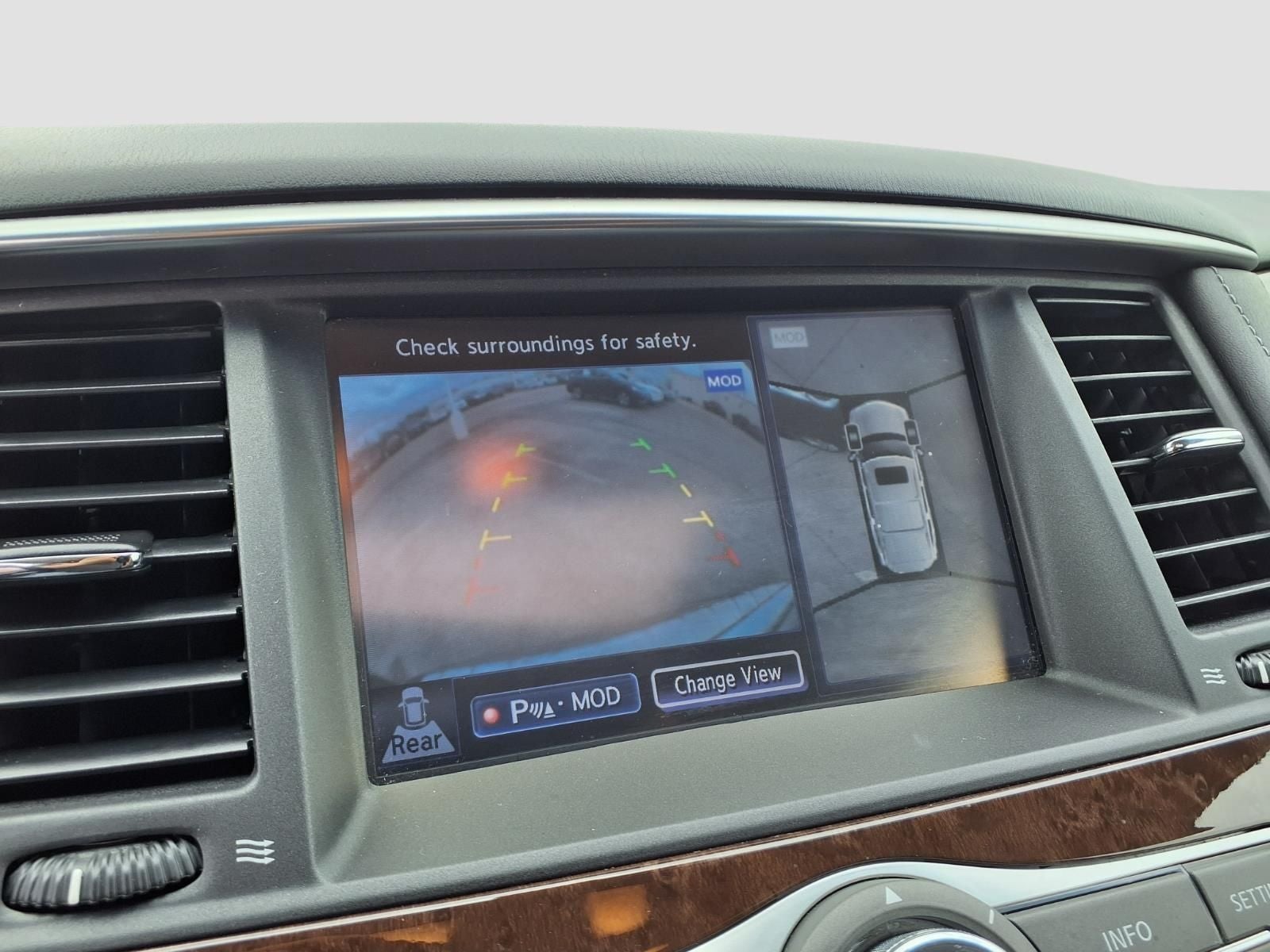 2017 INFINITI QX80 Base