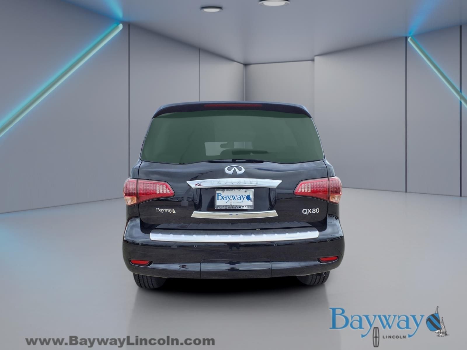 2017 INFINITI QX80 Base