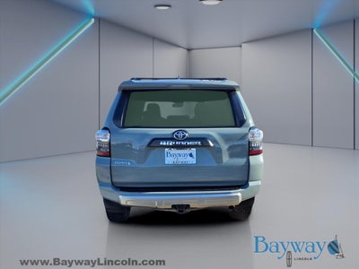 2022 Toyota 4Runner TRD Off-Road