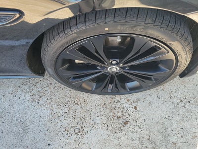 2024 Jaguar XF R-Dynamic SE