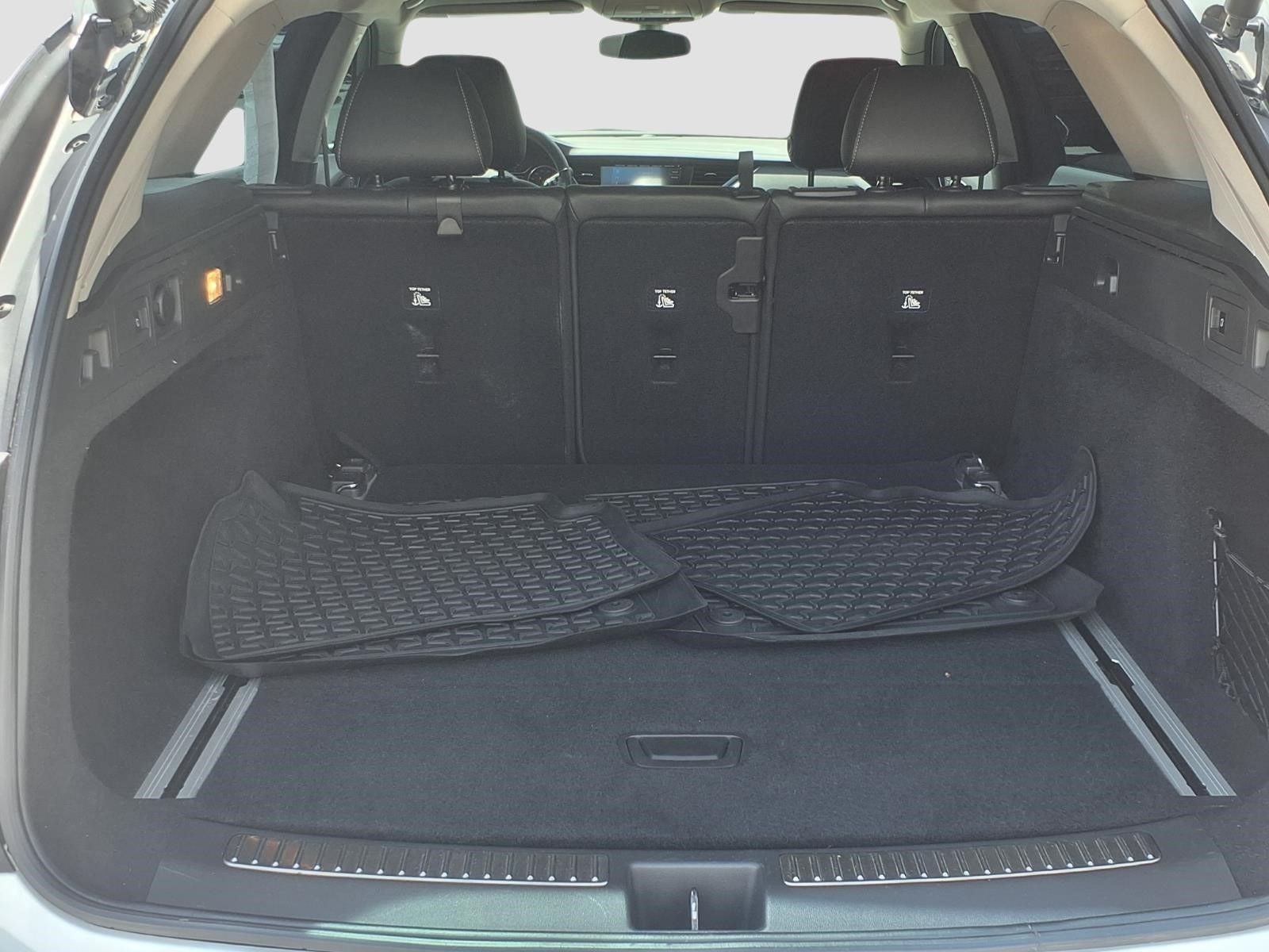 2019 Buick Regal TourX Essence
