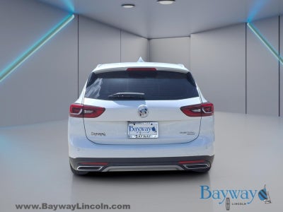 2019 Buick Regal TourX Essence