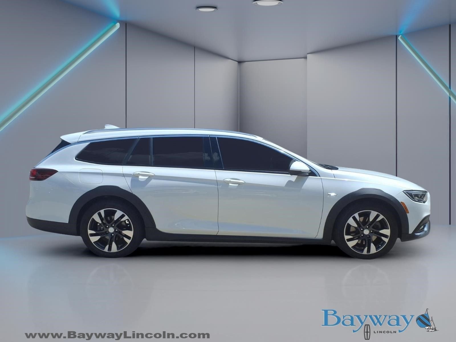 2019 Buick Regal TourX Essence