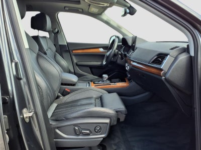 2023 Audi Q5 45 S line Prestige quattro
