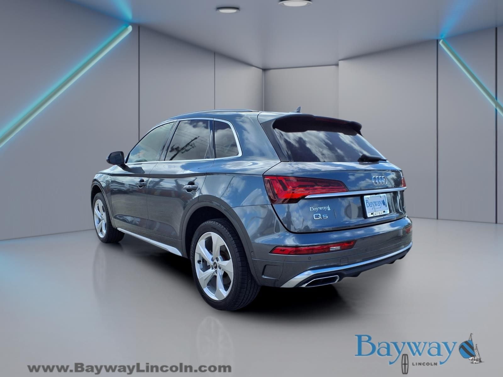 2023 Audi Q5 45 S line Prestige quattro