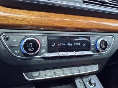 2023 Audi Q5 45 S line Prestige quattro