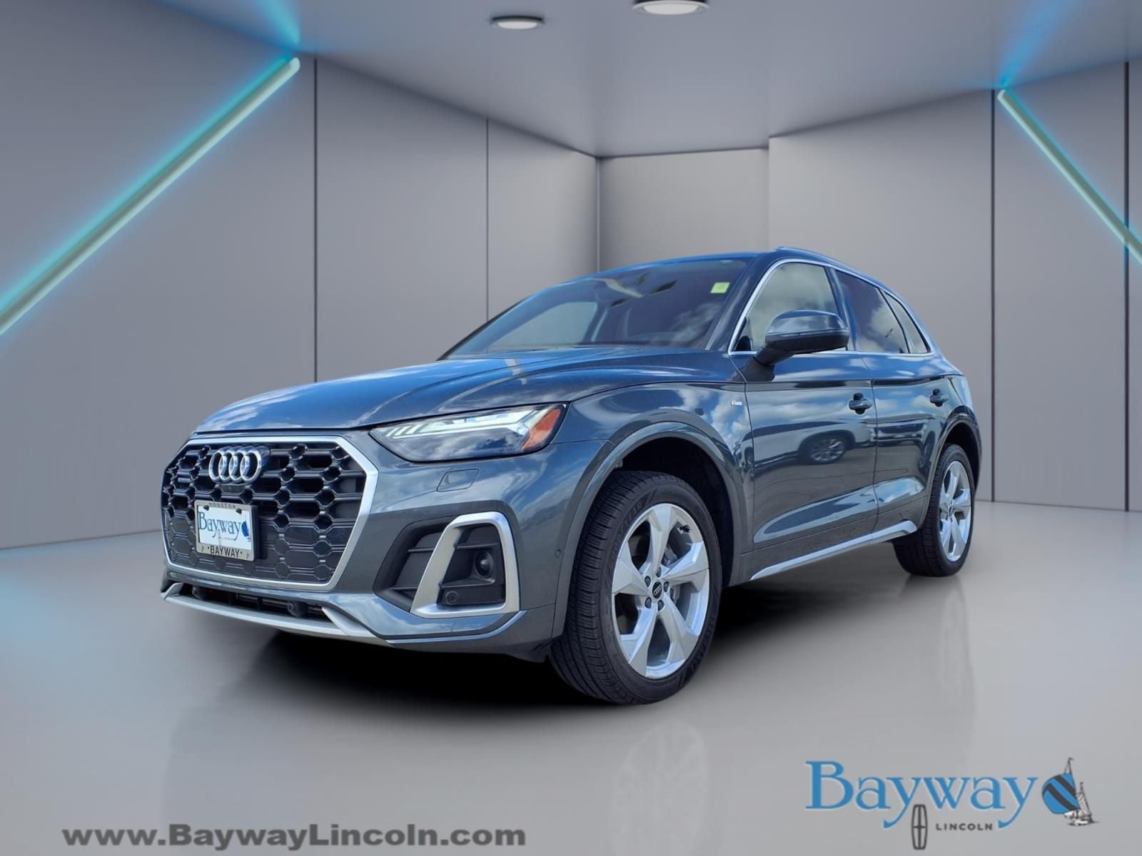 2023 Audi Q5 45 S line Prestige quattro
