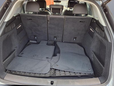 2023 Audi Q5 45 S line Prestige quattro