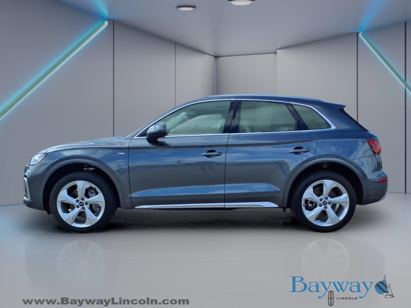 2023 Audi Q5 45 S line Prestige quattro