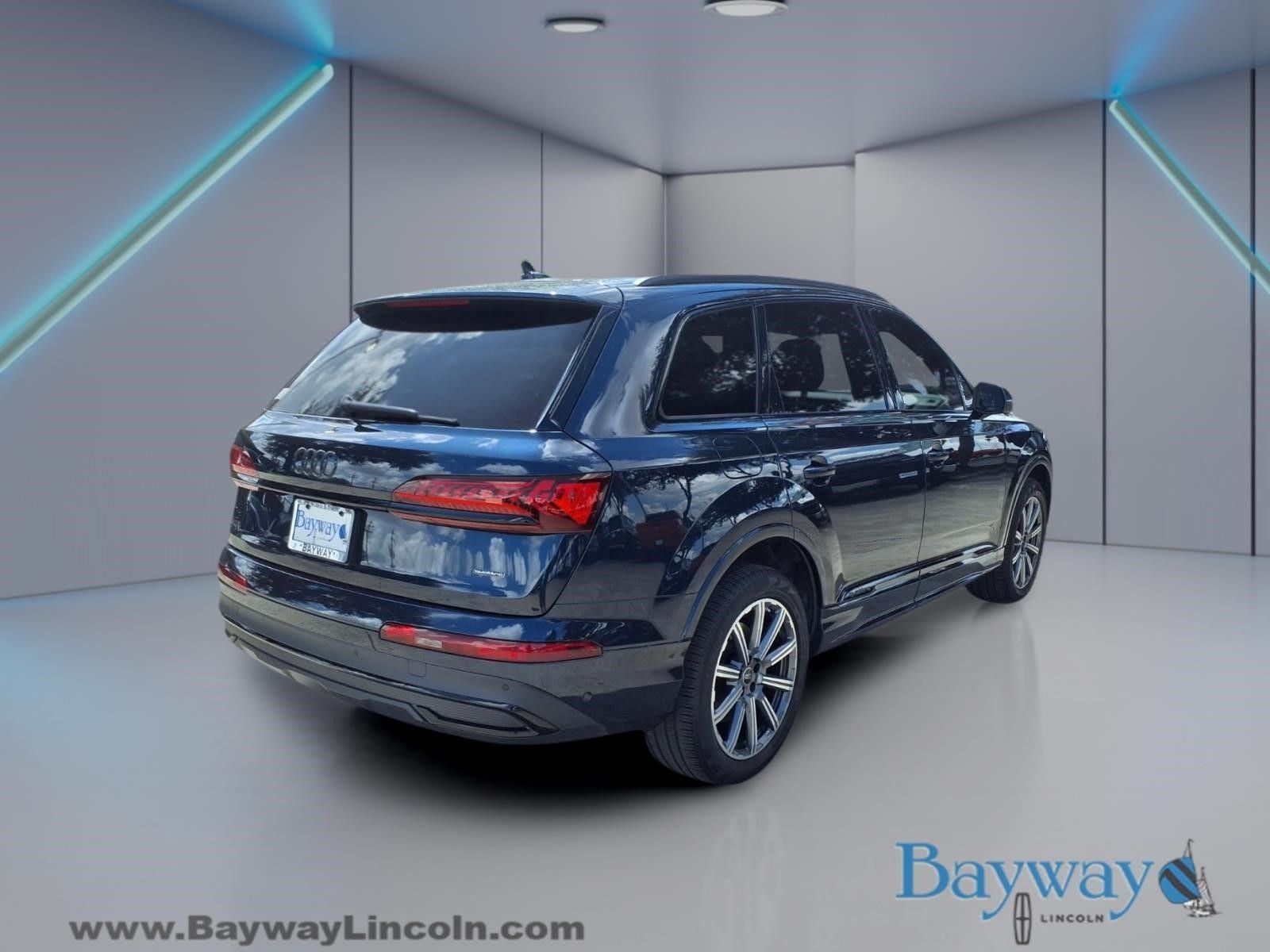 2023 Audi Q7 45 Premium Plus quattro