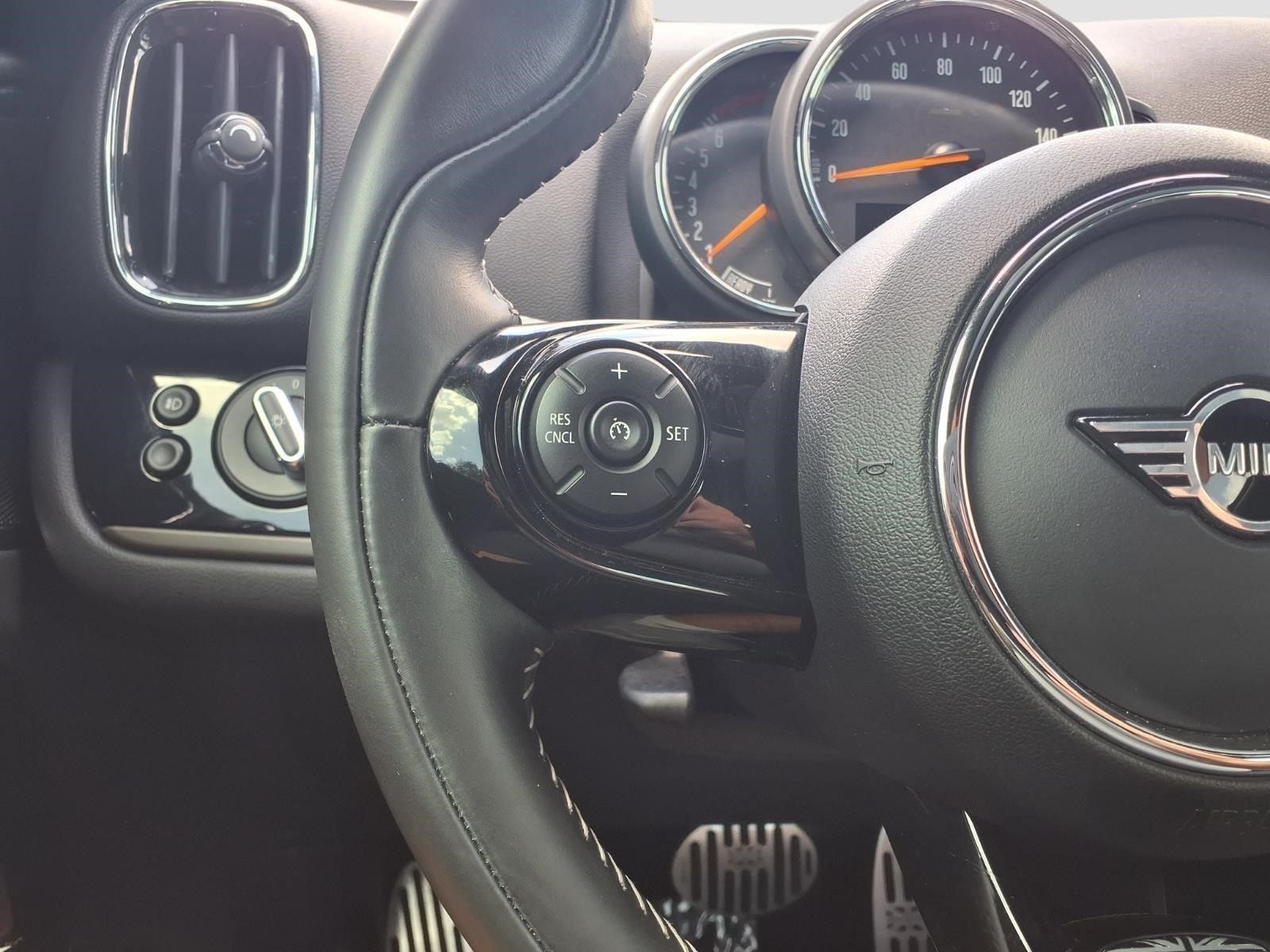 2019 MINI Cooper Countryman Iconic